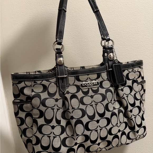 Coach Signature Black/Grey Tote Bag - Picture 8 of 11